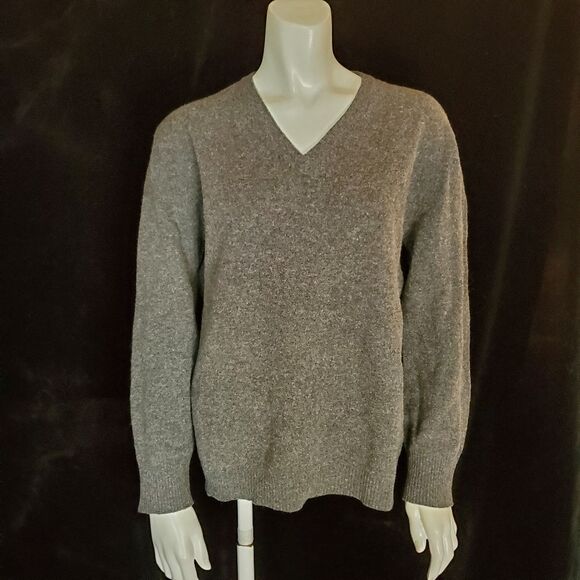 J. Crew Gray V-Neck Sweater (M) - Picture 2 of 5